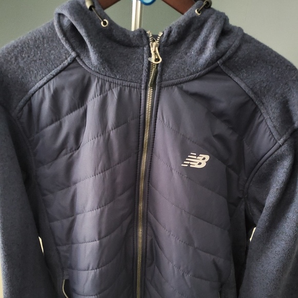 NWT- Mixed Media New Balance Lightweight Jacket - Picture 1 of 3